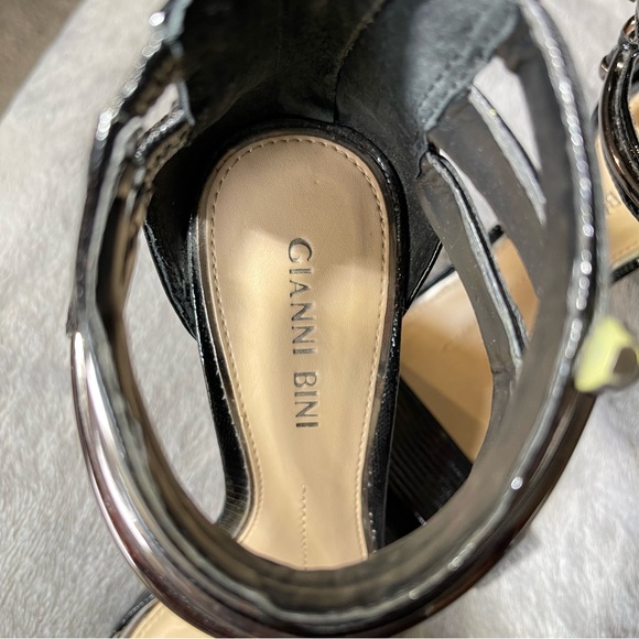 Gianni Bini black heels. Size 5.5 - Picture 2 of 7